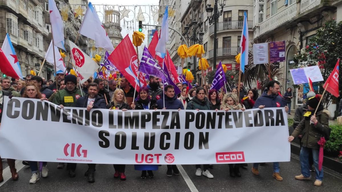 Manifestacin en Vigo durante a xornada de folga do sector da limpeza (10/1/2024)
